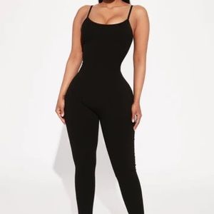 Fashion Nova Jumpsuit Black Size M